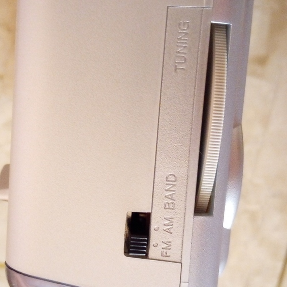 Alarm Clock Radio AM/FM - PANASONIC - Picture 9 of 15